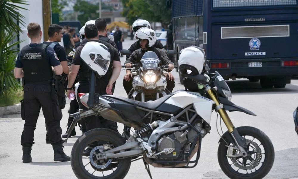 Θεσσαλονίκη: Πριν 10 μέρες είχε σταλθεί ο φάκελος με τον εκρηκτικό μηχανισμό στα δικαστήρια - Έρευνες της Αντιτρομοκρατικής